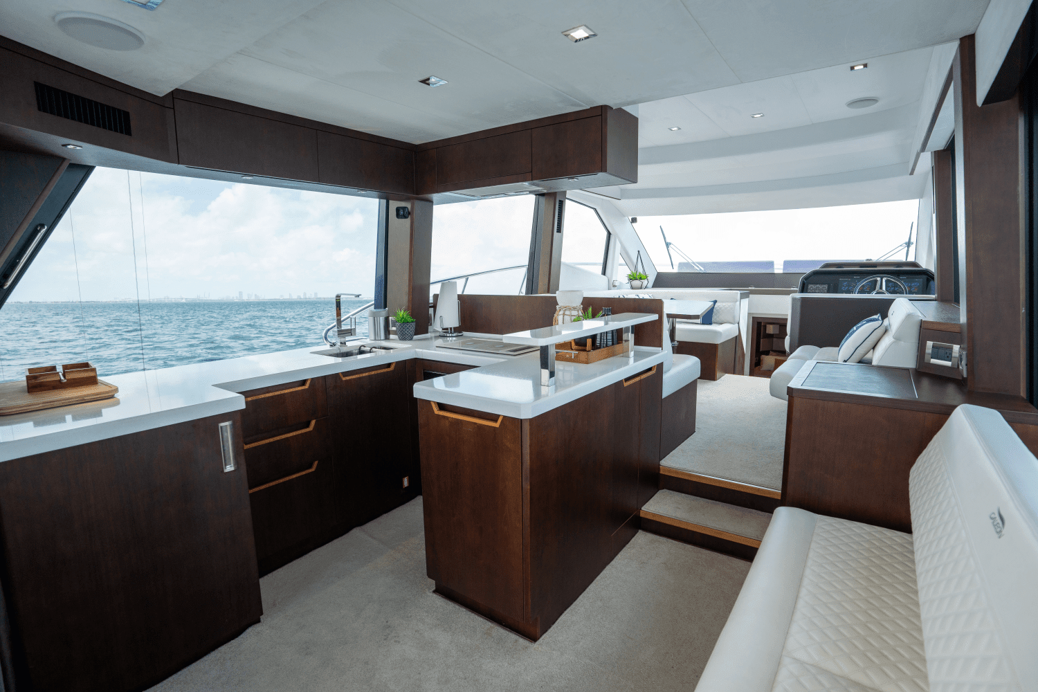 2020 Galeon 500 Fly Image Thumbnail #23