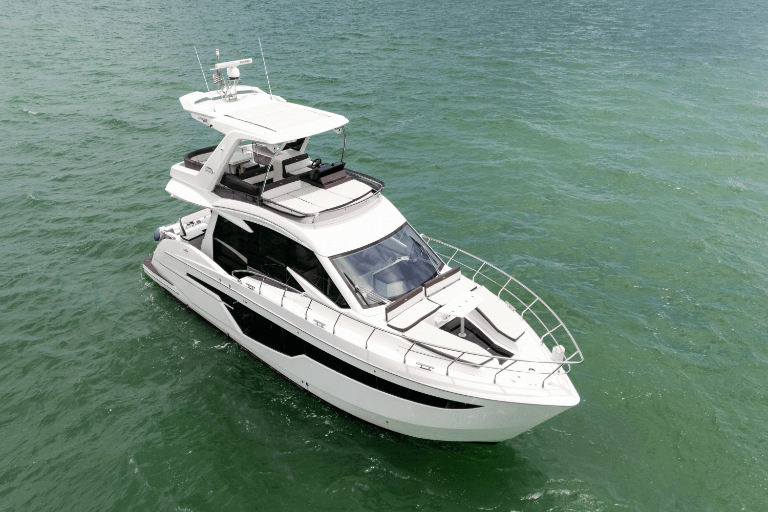 2020 Galeon 500 Fly Image Thumbnail #2