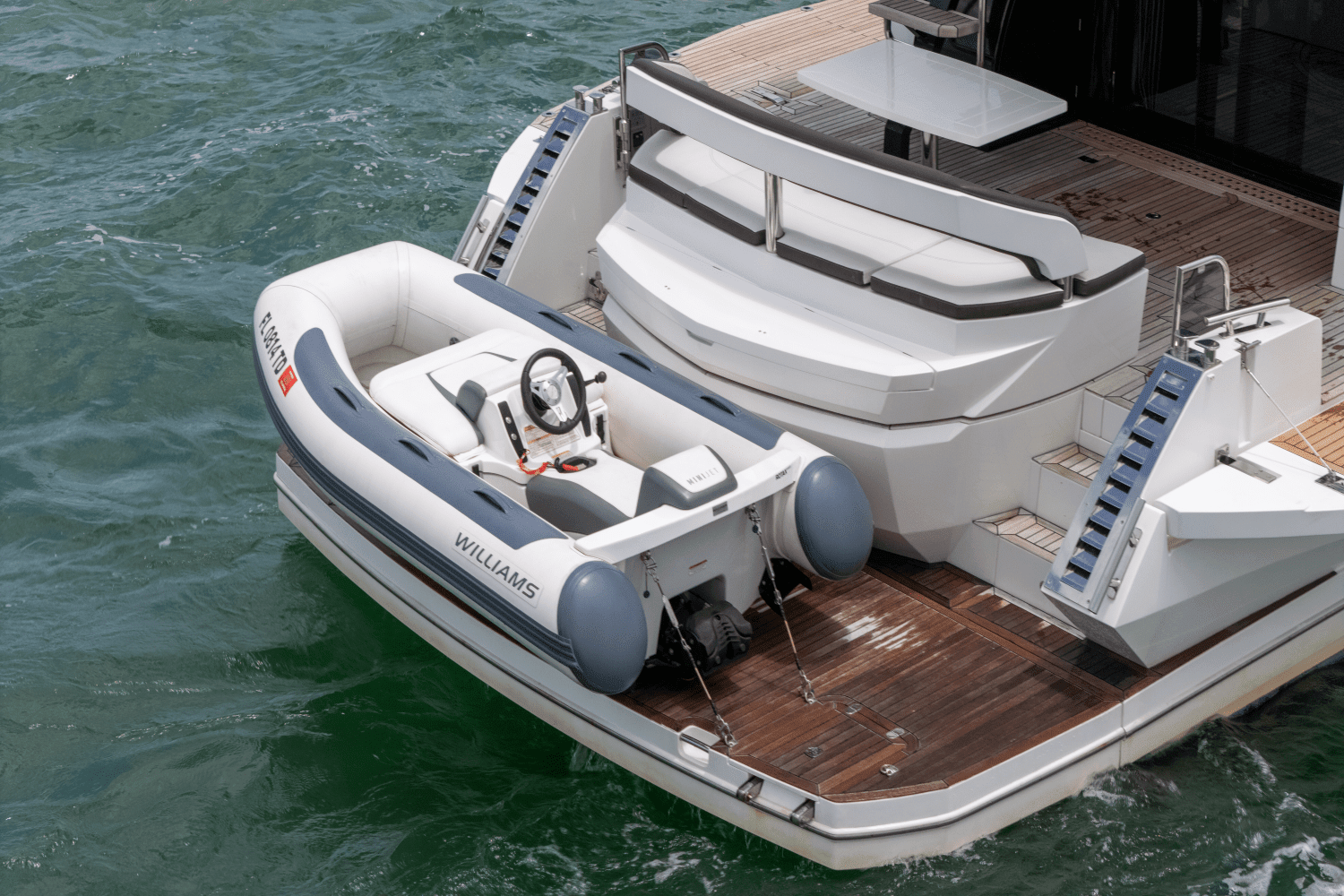 2020 Galeon 500 Fly Image Thumbnail #9