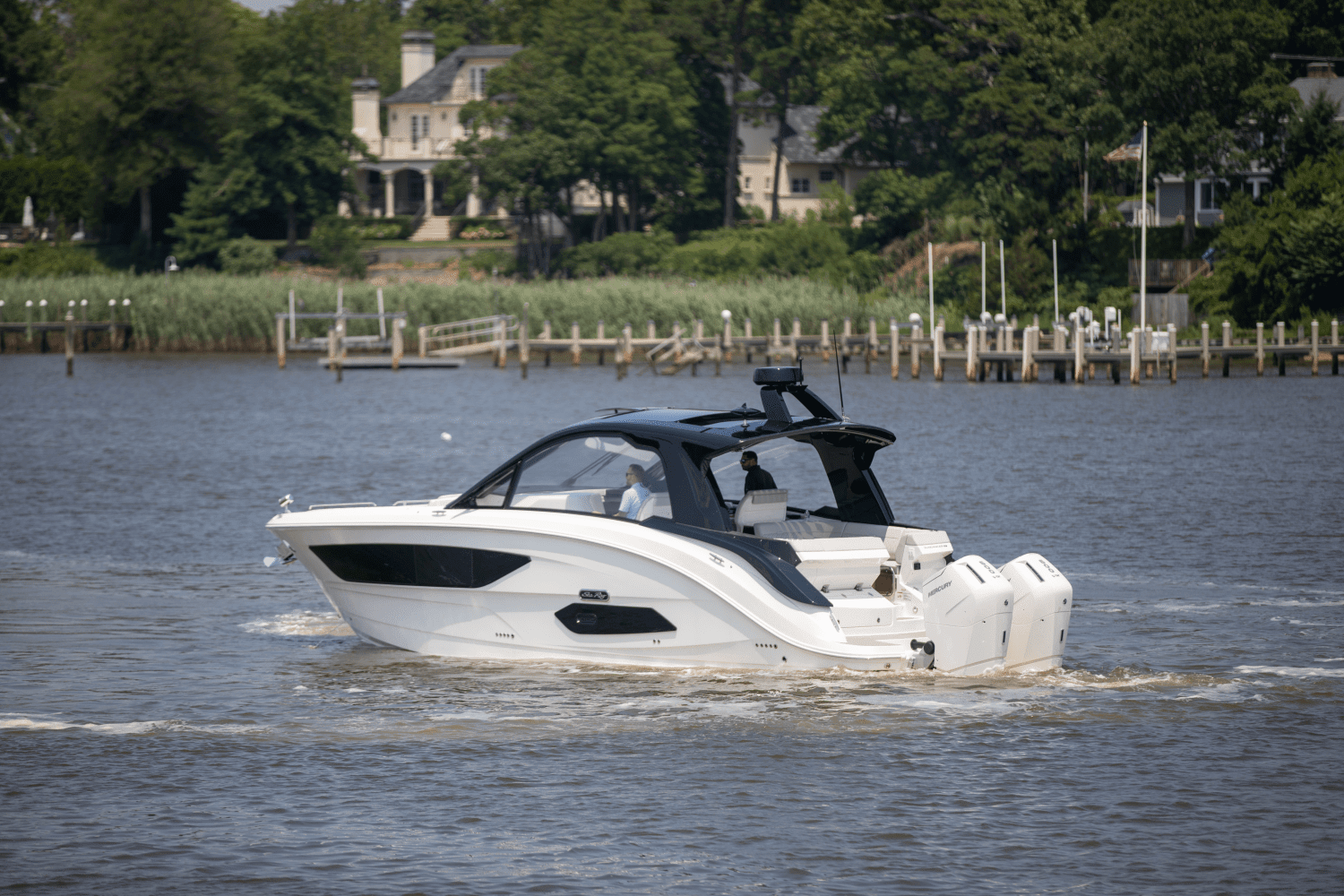 2024 Sea Ray Sundancer 370 Outboard Image Thumbnail #8