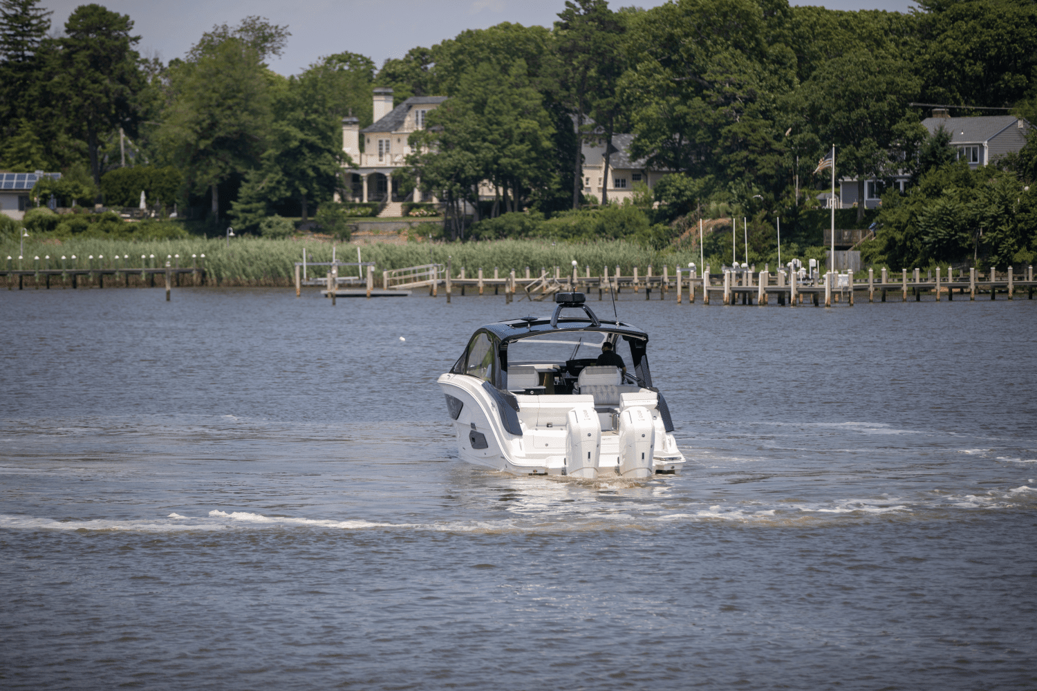 2024 Sea Ray Sundancer 370 Outboard Image Thumbnail #7