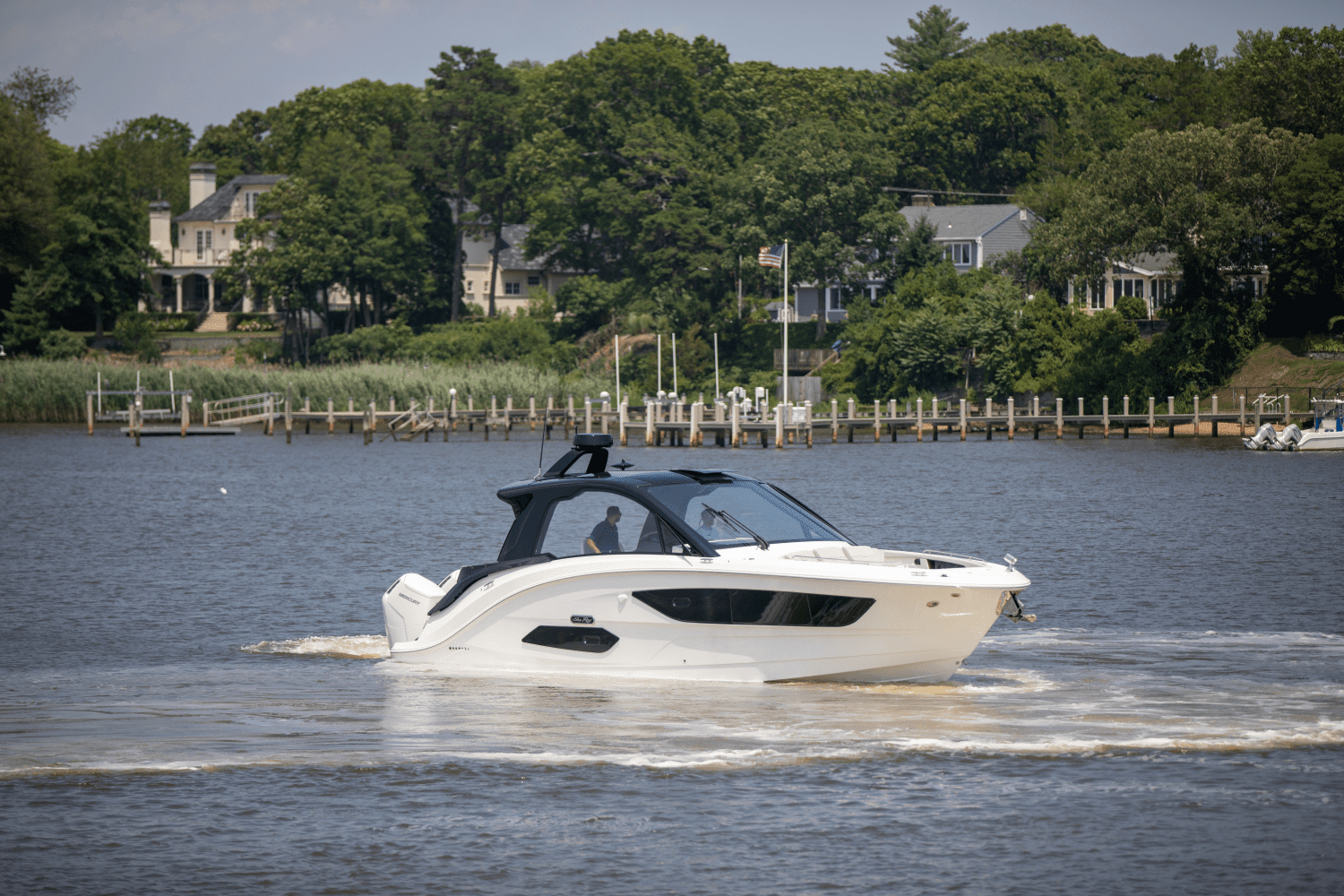 2024 Sea Ray Sundancer 370 Outboard Image Thumbnail #4