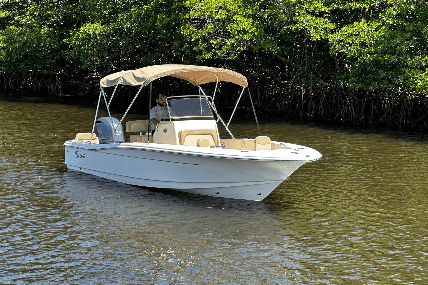 2025 Scout 195 Sportfish Image Thumbnail #3