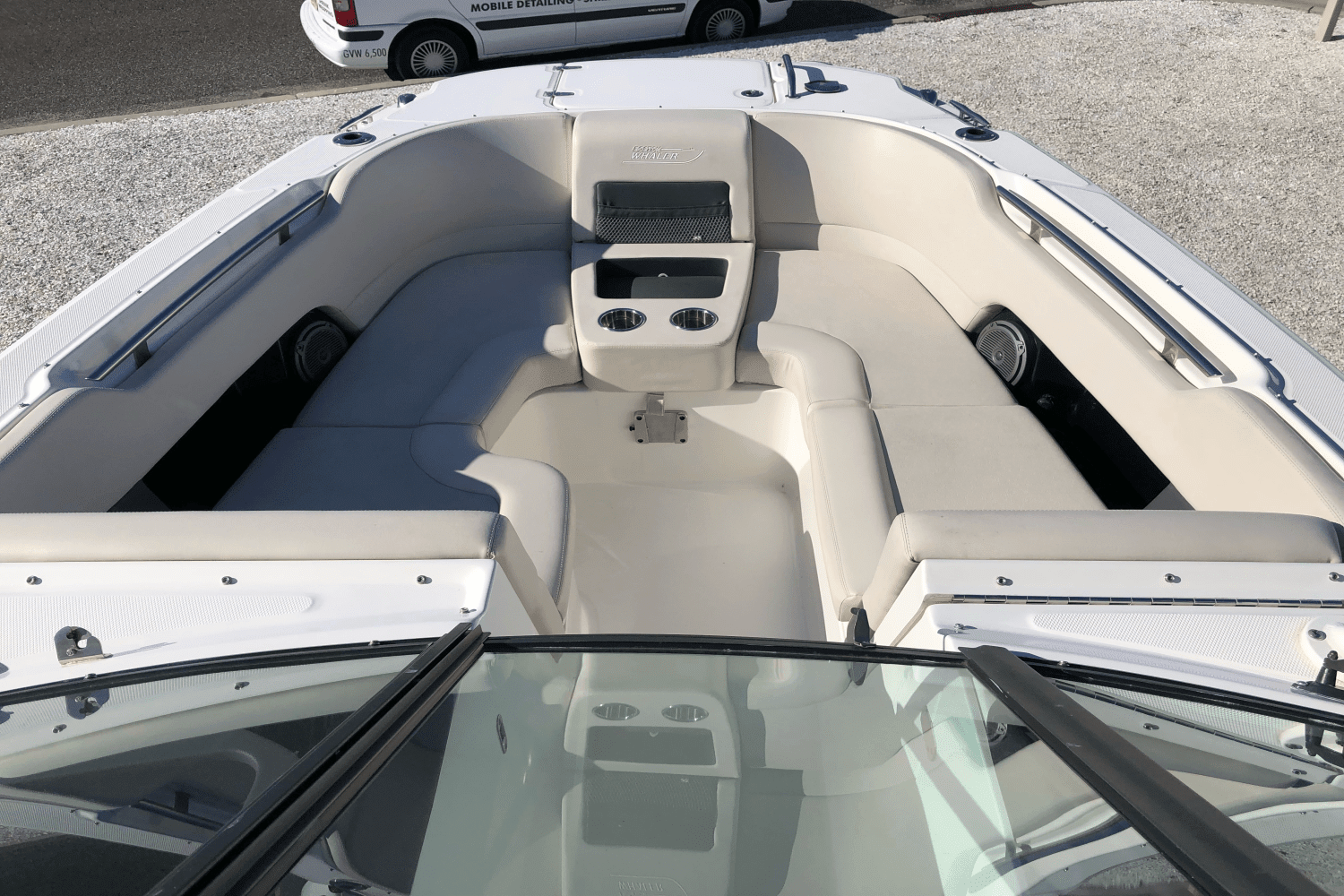 2018 Boston Whaler 270 VANTAGE Image Thumbnail #6