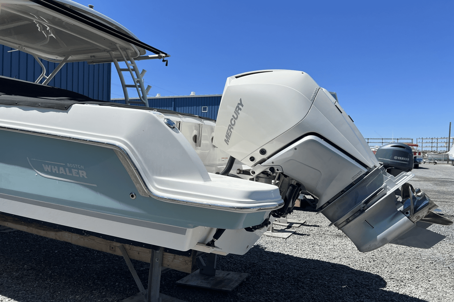 2018 Boston Whaler 270 VANTAGE Image Thumbnail #2