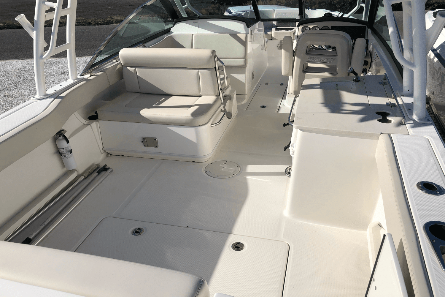 2018 Boston Whaler 270 VANTAGE Image Thumbnail #5