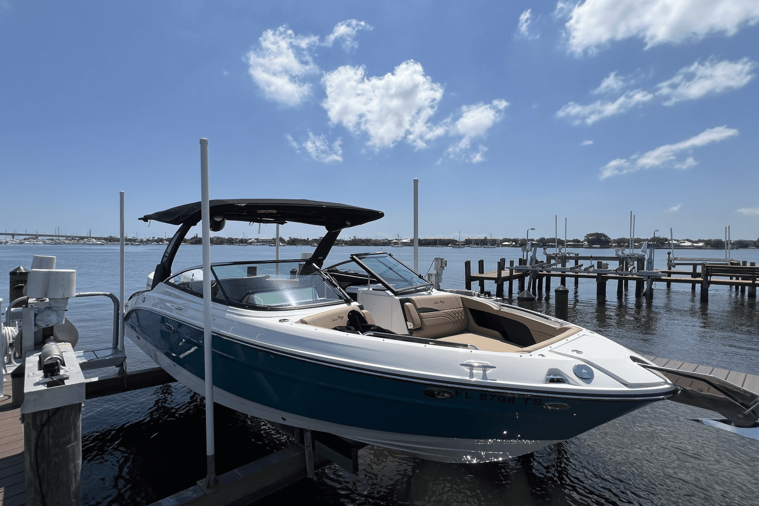 2024 Sea Ray 280 SLX OUTBOARD Image Thumbnail #3