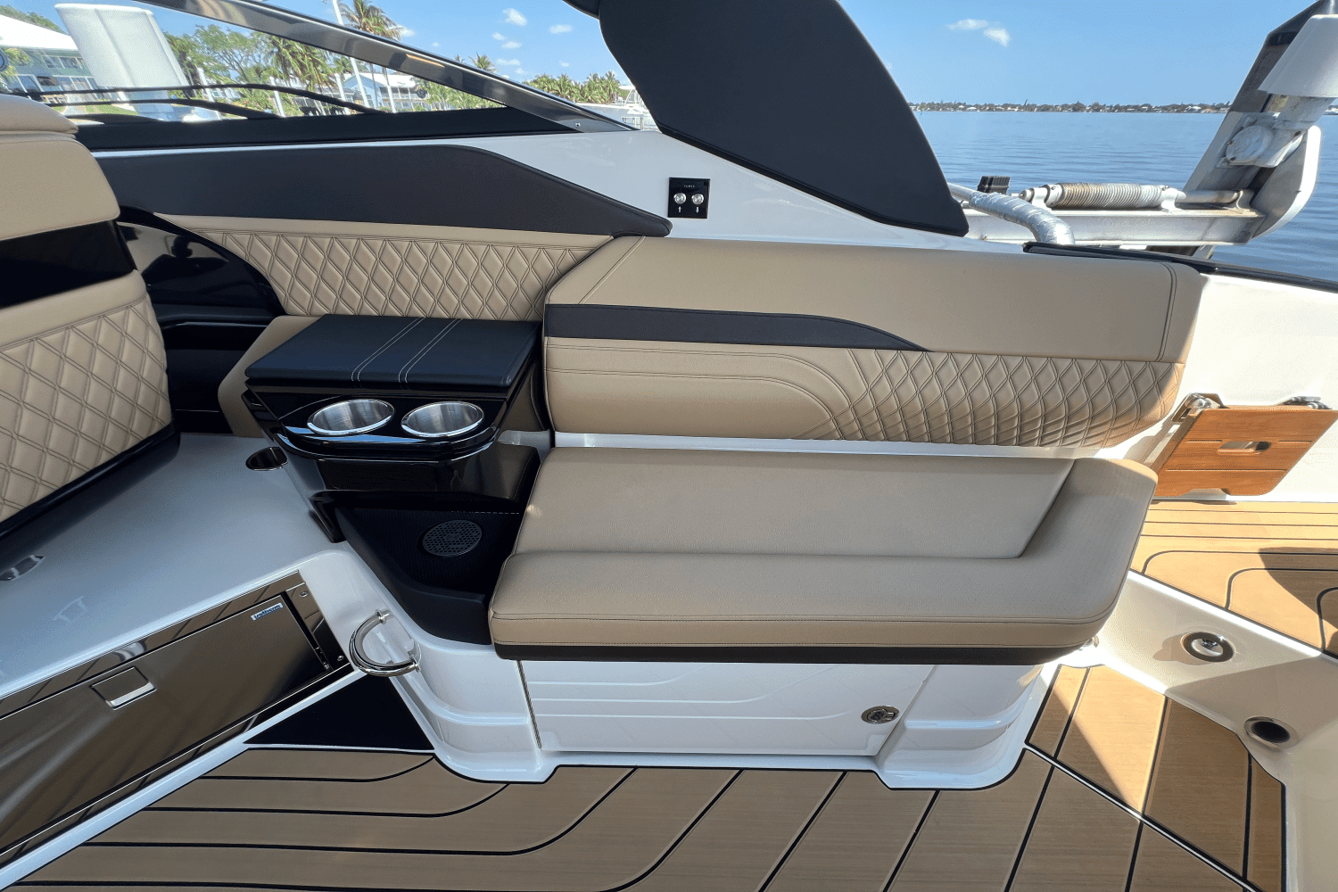 2024 Sea Ray 280 SLX OUTBOARD Image Thumbnail #21