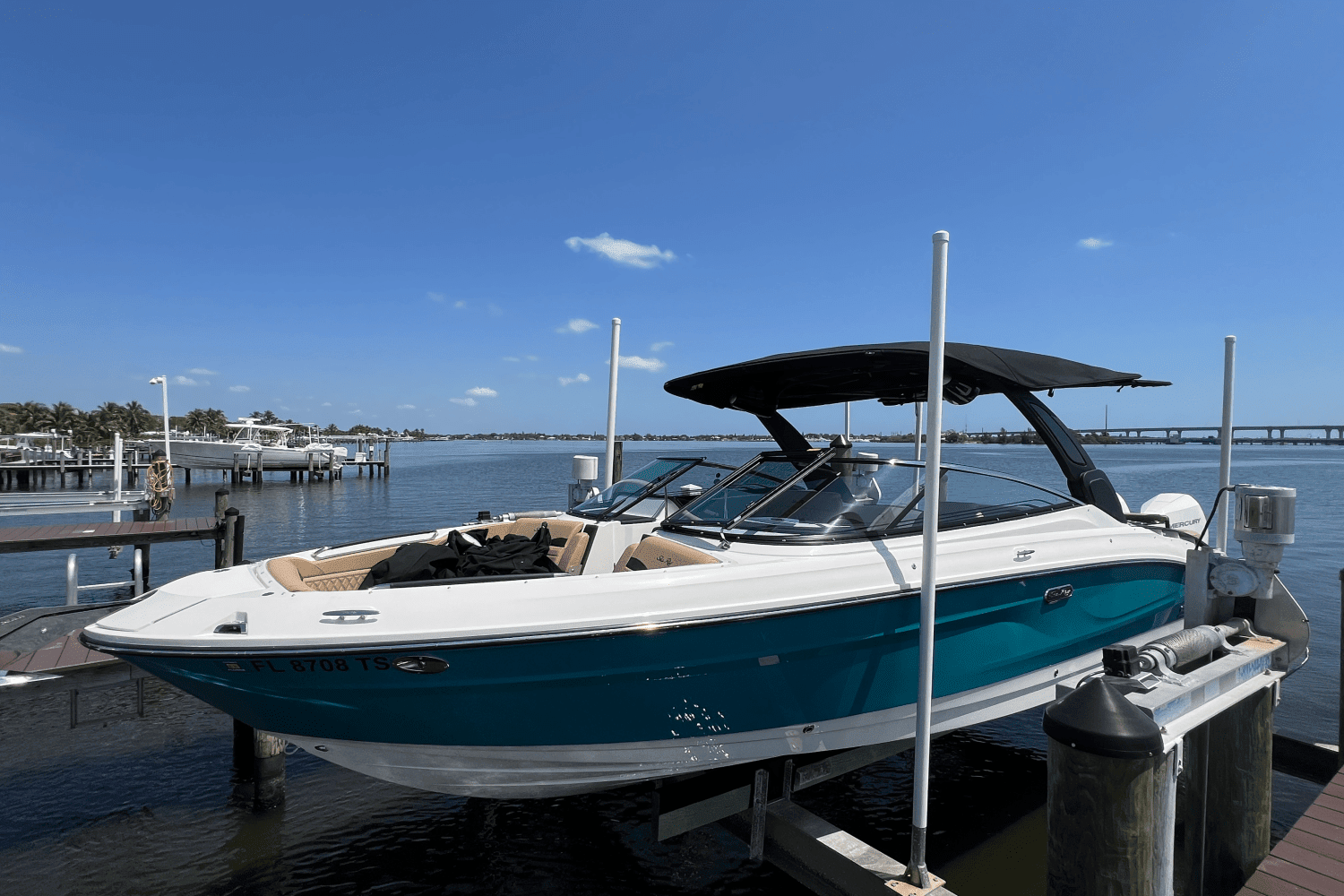 2024 Sea Ray 280 SLX OUTBOARD Image Thumbnail #2