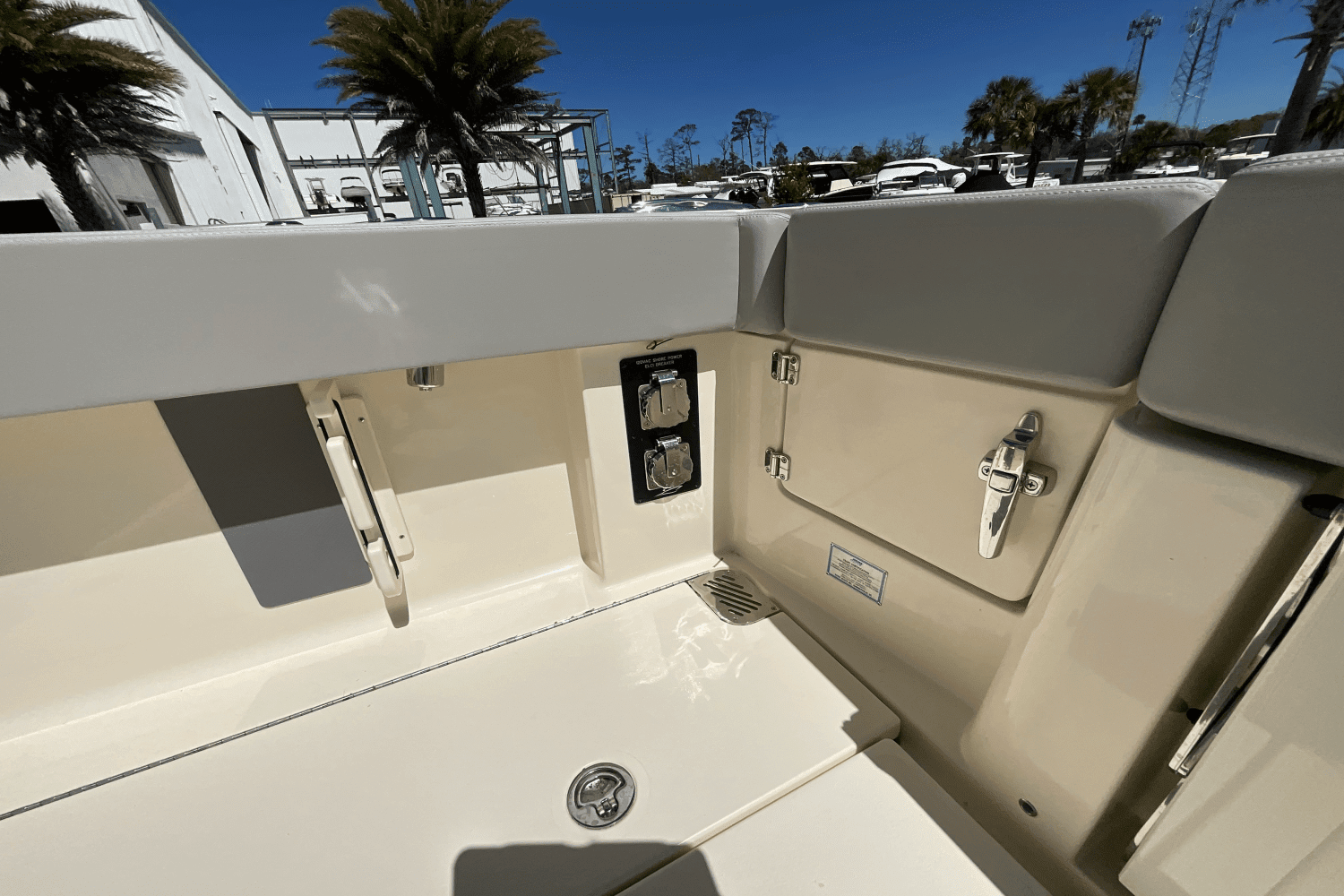 2025 Scout 357 LXF Image Thumbnail #50