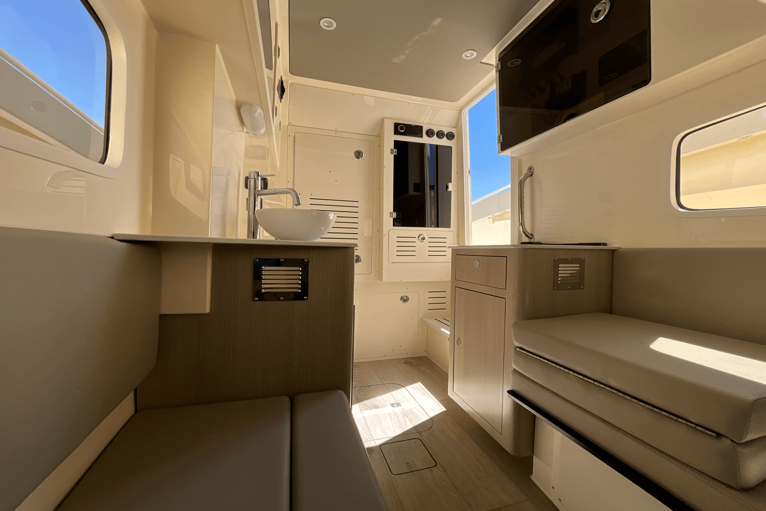 2025 Scout 357 LXF Image Thumbnail #14