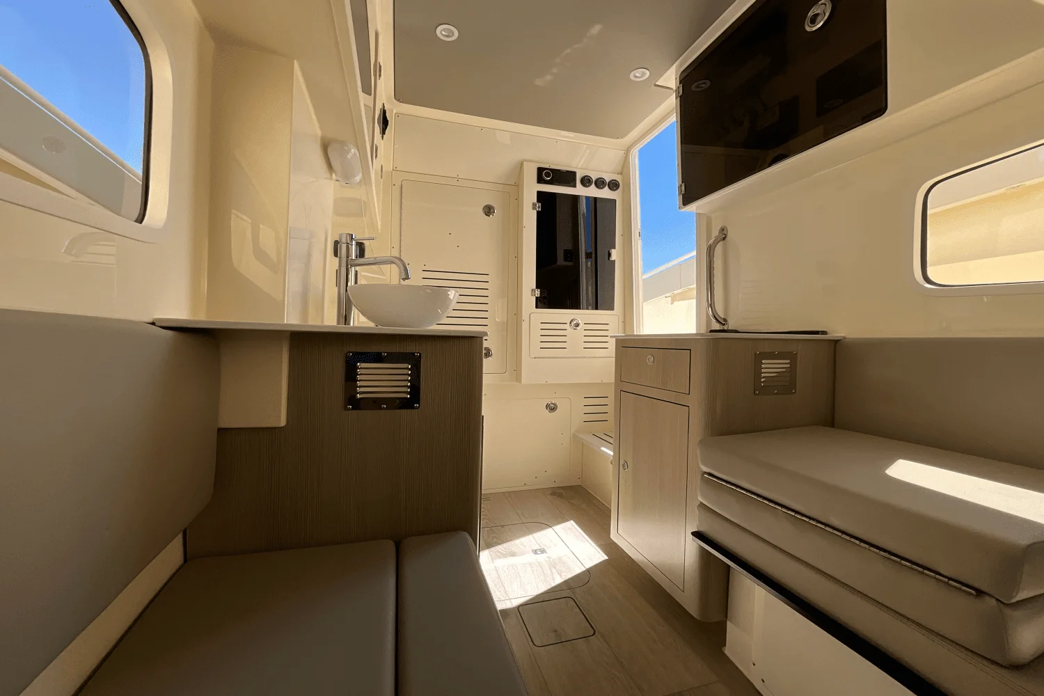 2025 Scout 357 LXF Image Thumbnail #14