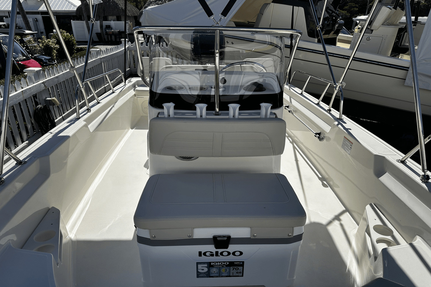 2025 Boston Whaler 170 Montauk Image Thumbnail #5