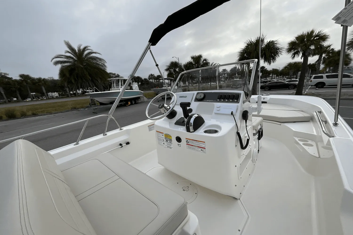 2025 Boston Whaler 170 Montauk Image Thumbnail #4