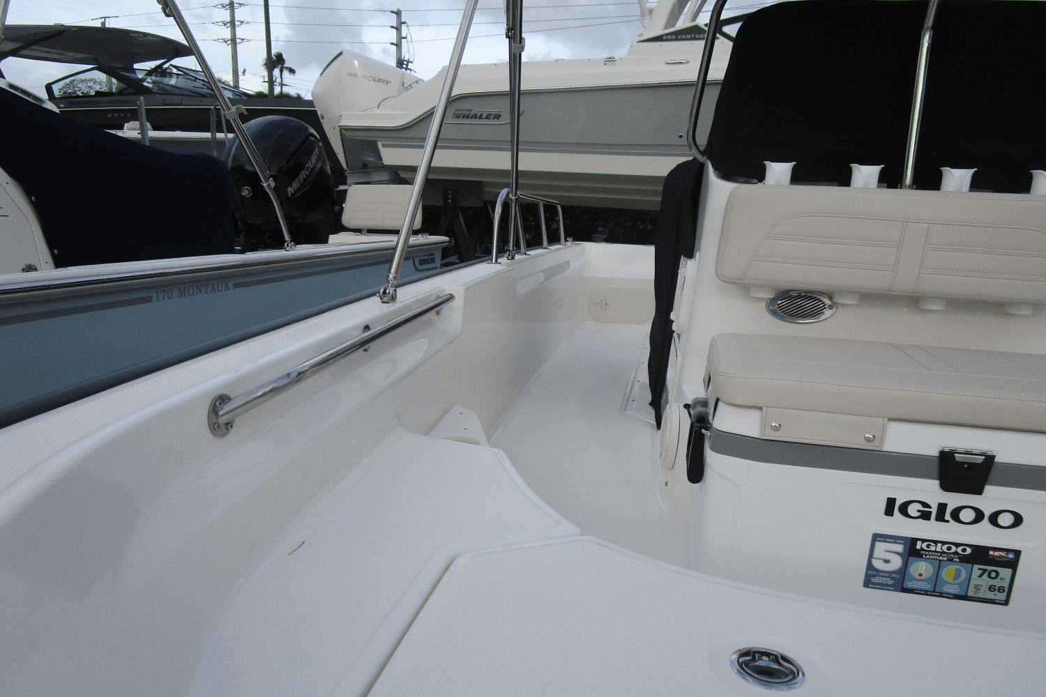 2025 Boston Whaler 170 Montauk Image Thumbnail #5