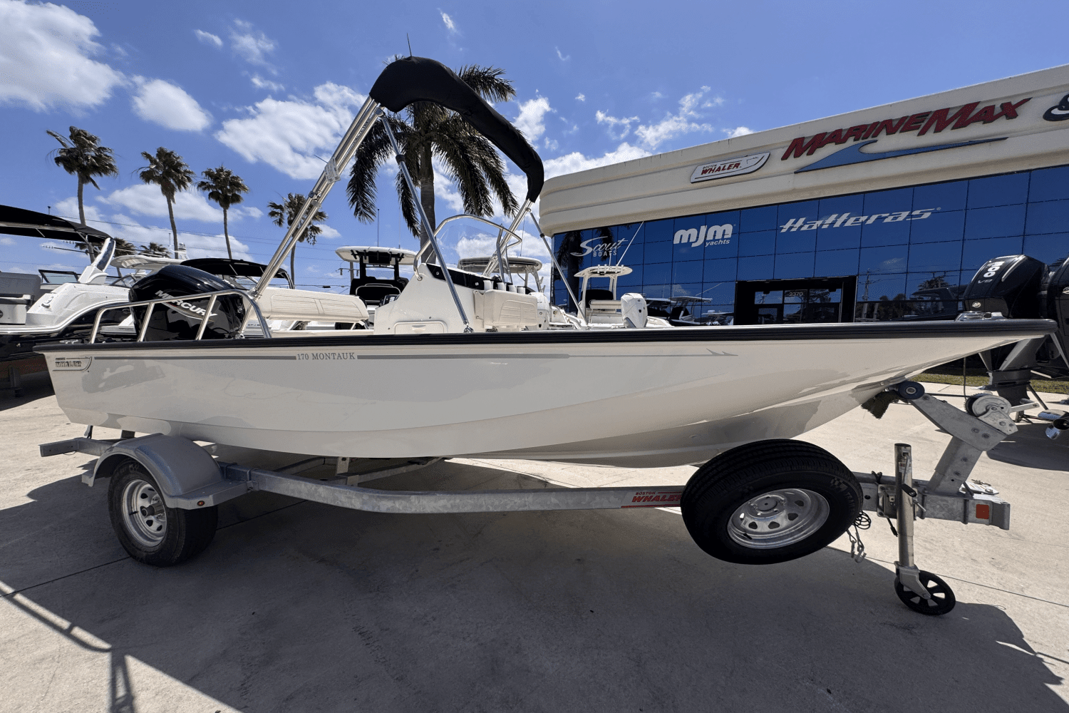 2025 Boston Whaler 170 Montauk Image Thumbnail #1