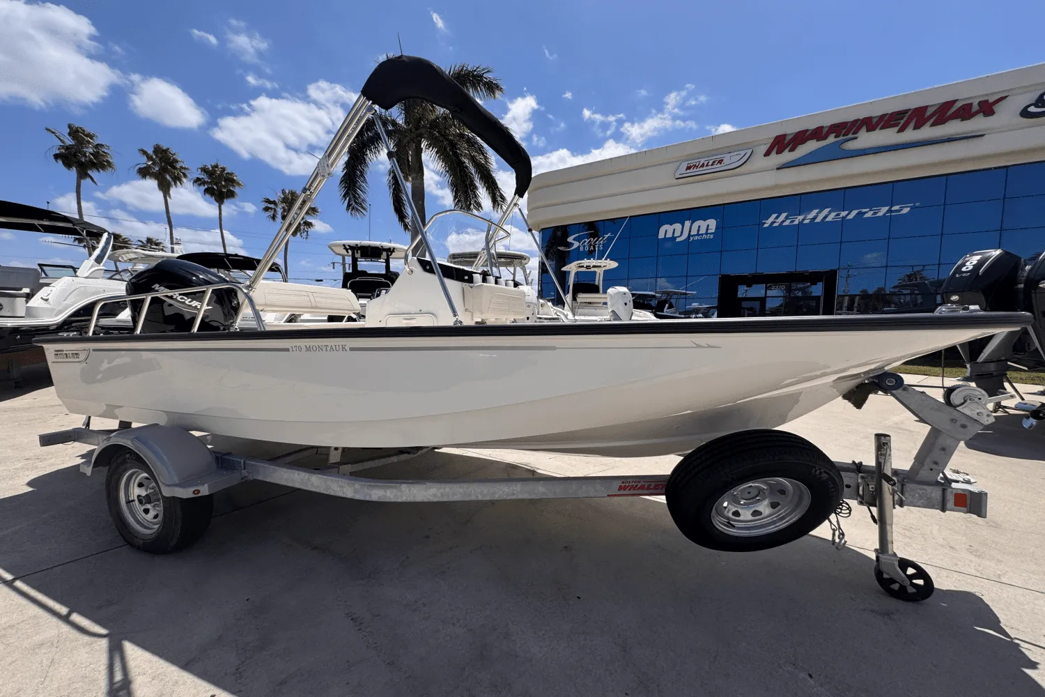 2025 Boston Whaler 170 Montauk Image Thumbnail #1