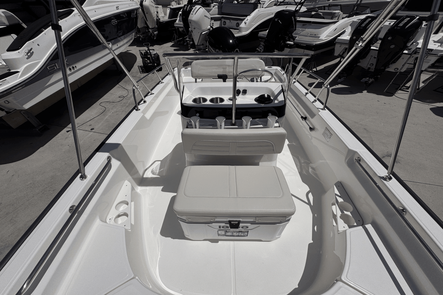 2025 Boston Whaler 170 Montauk Image Thumbnail #18