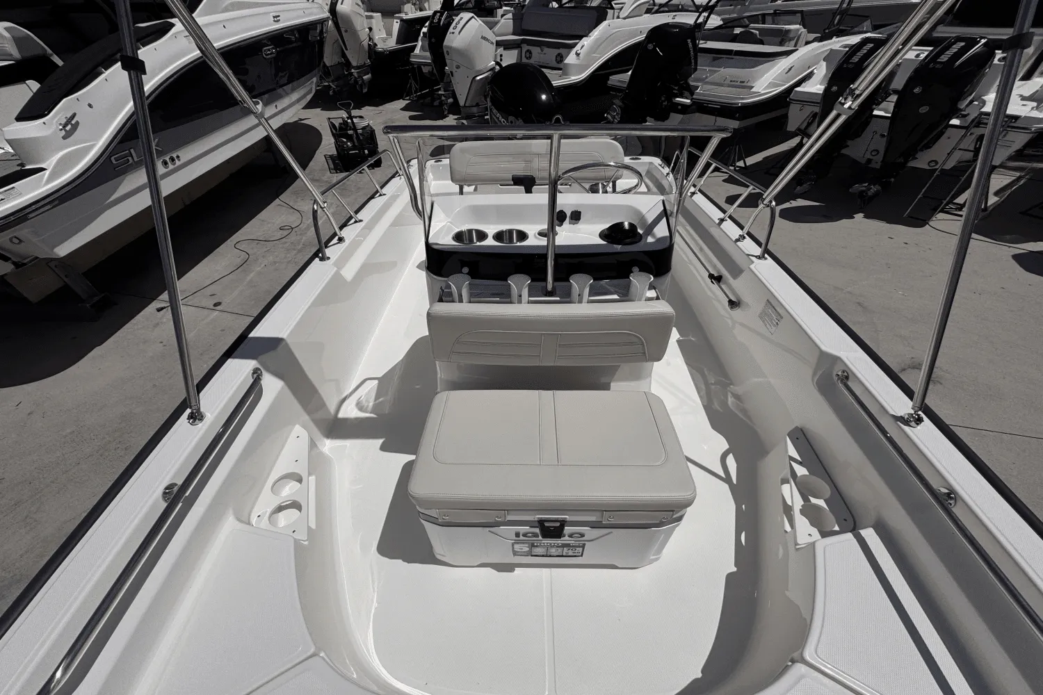 2025 Boston Whaler 170 Montauk Image Thumbnail #18