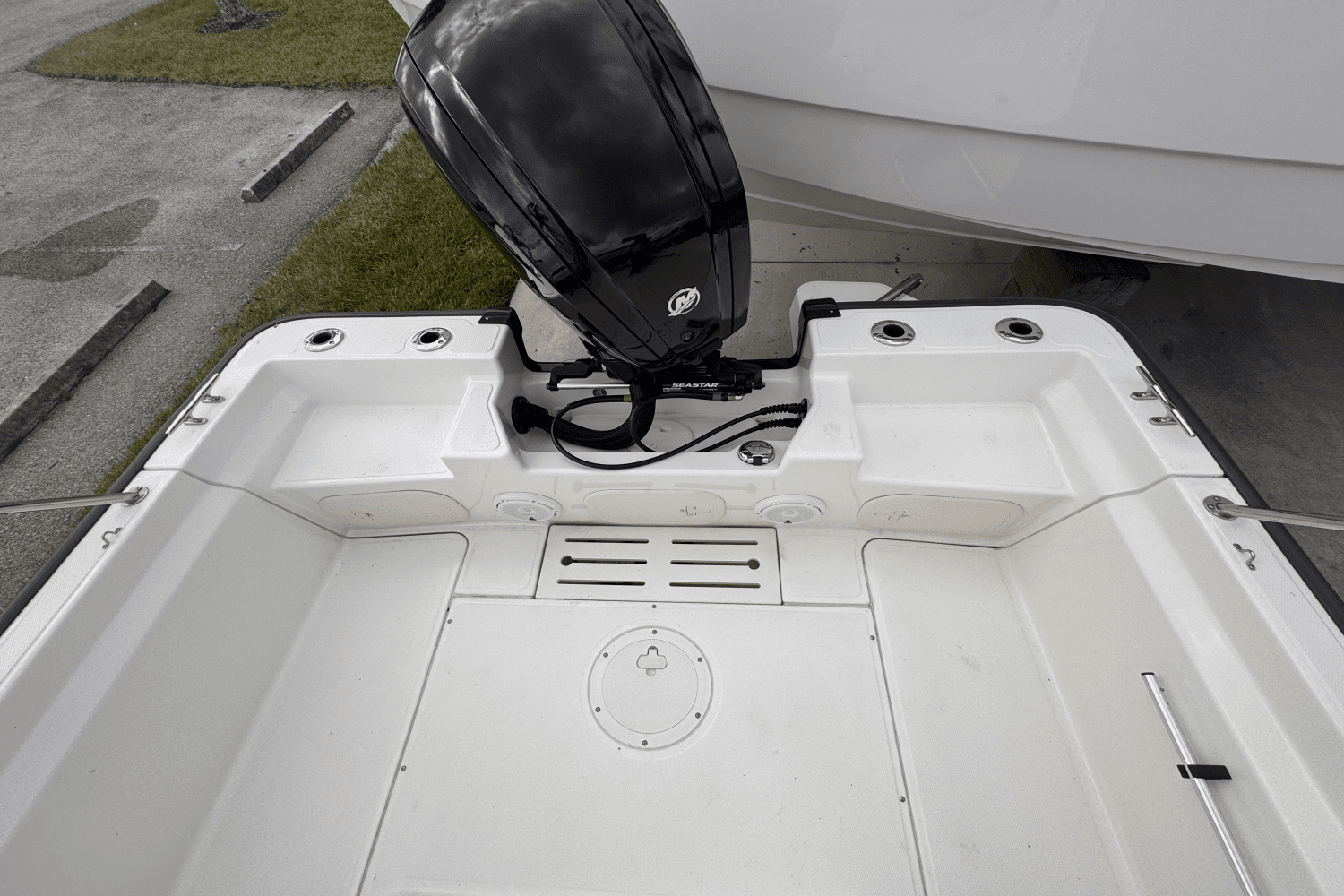 2025 Boston Whaler 170 Montauk Image Thumbnail #2