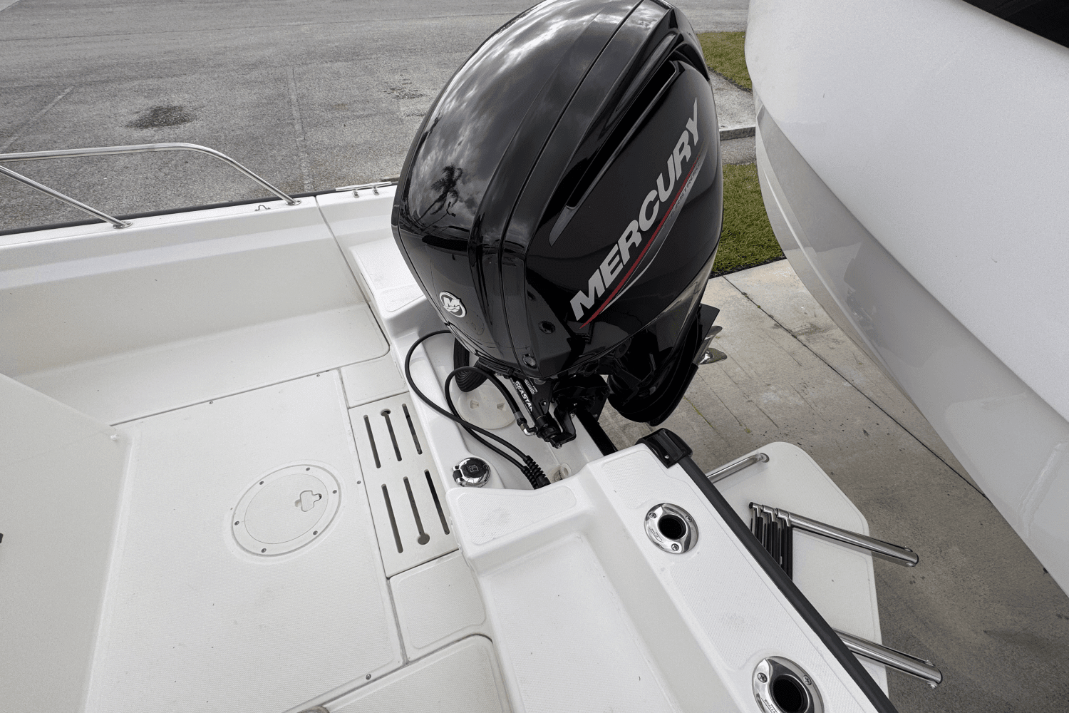 2025 Boston Whaler 170 Montauk Image Thumbnail #4