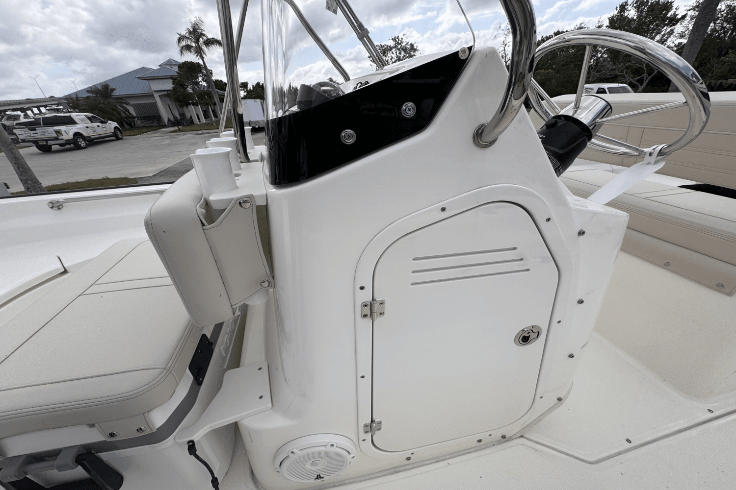 2025 Boston Whaler 170 Montauk Image Thumbnail #14