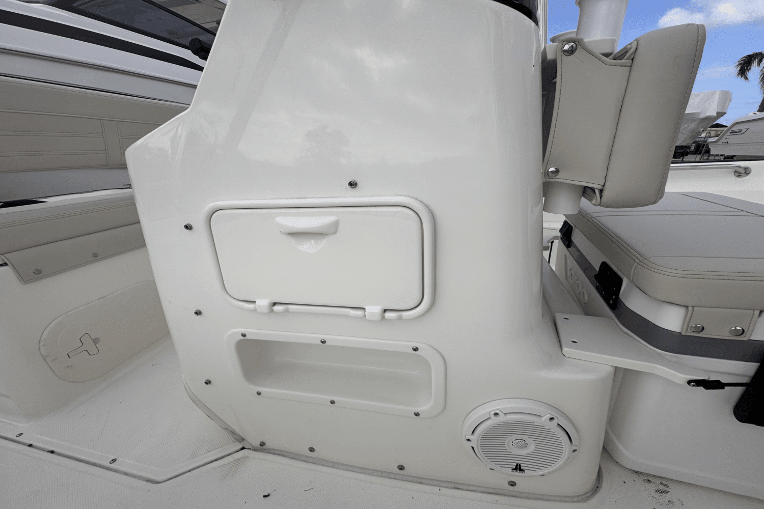 2025 Boston Whaler 170 Montauk Image Thumbnail #13