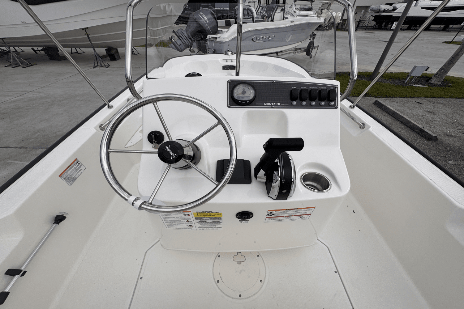 2025 Boston Whaler 170 Montauk Image Thumbnail #8