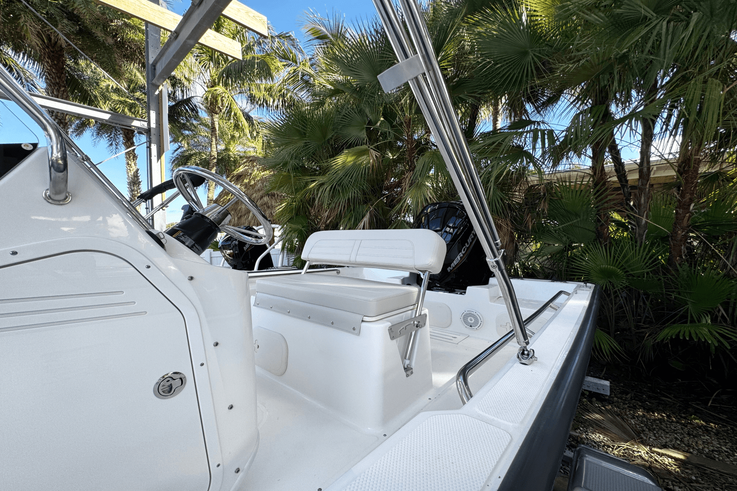 2025 Boston Whaler 170 Montauk Image Thumbnail #13