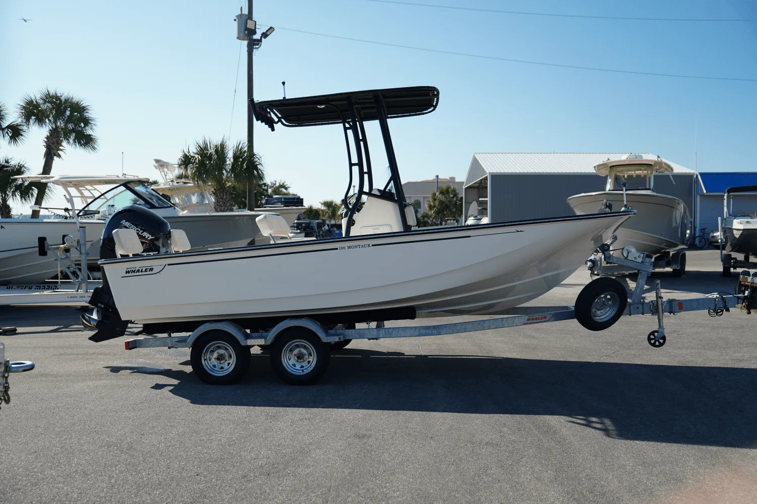 2025 Boston Whaler 190 Montauk Image Thumbnail #0