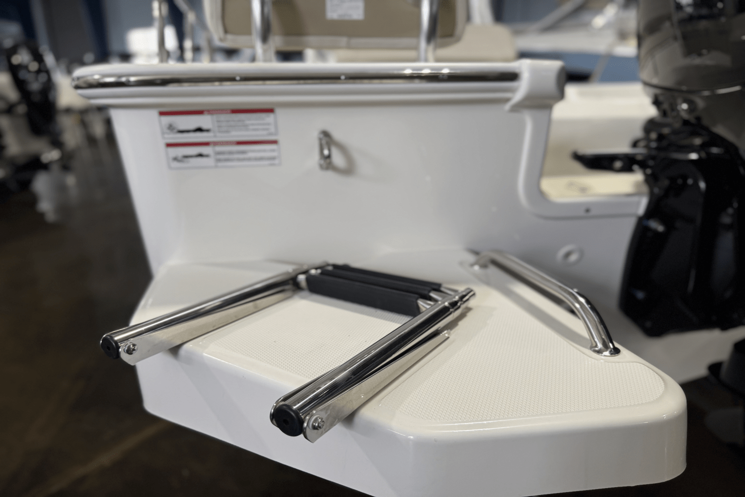 2025 Boston Whaler 190 Montauk Image Thumbnail #4