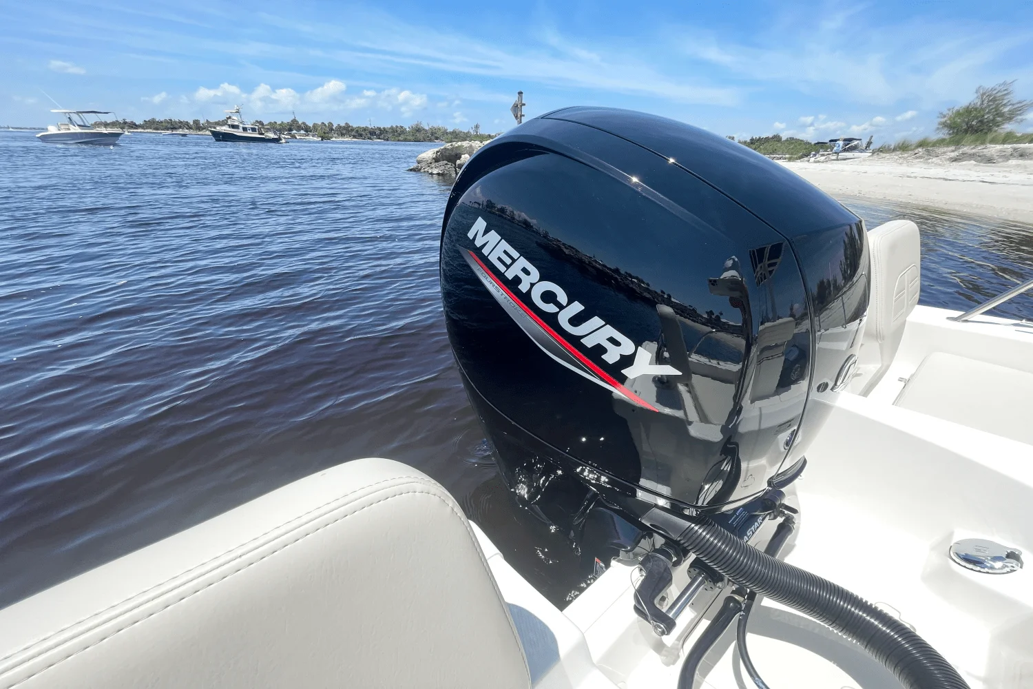 2025 Boston Whaler 190 Montauk Image Thumbnail #20