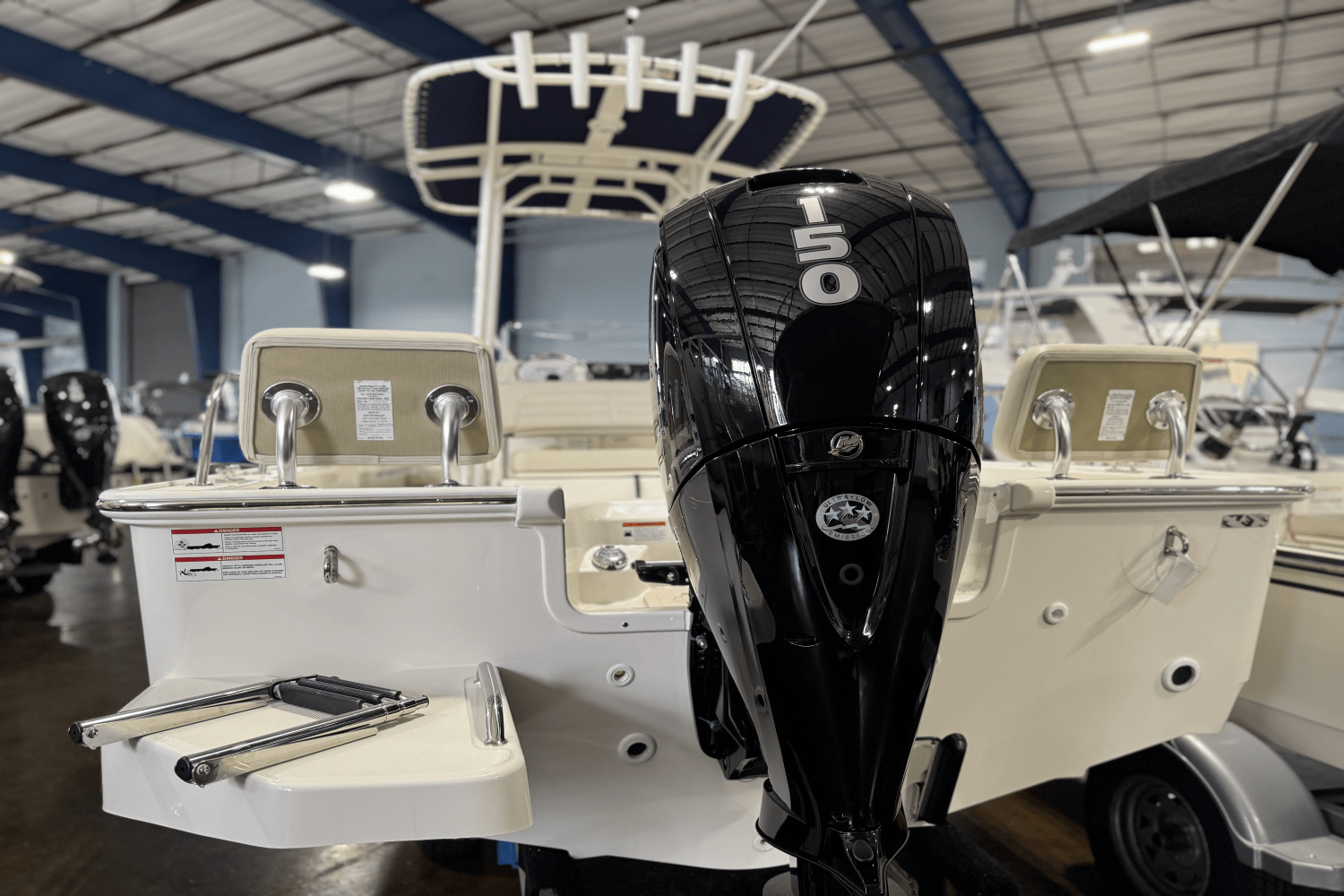 2025 Boston Whaler 190 Montauk Image Thumbnail #3