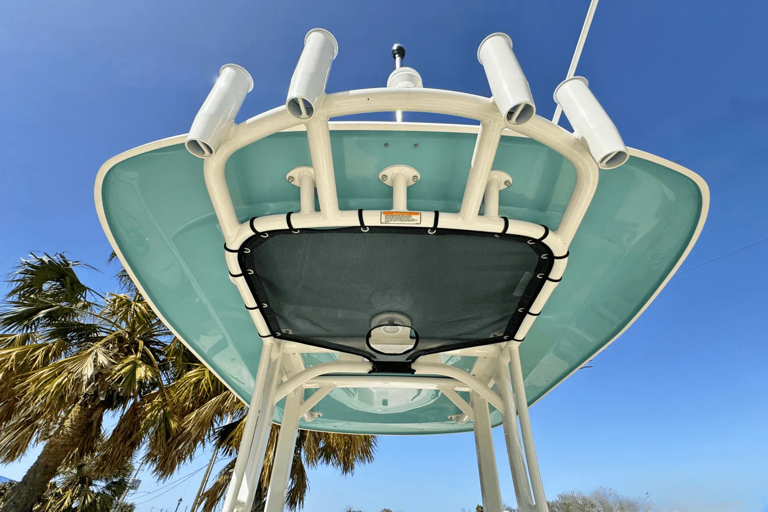 2025 Boston Whaler 220 Dauntless Image Thumbnail #9