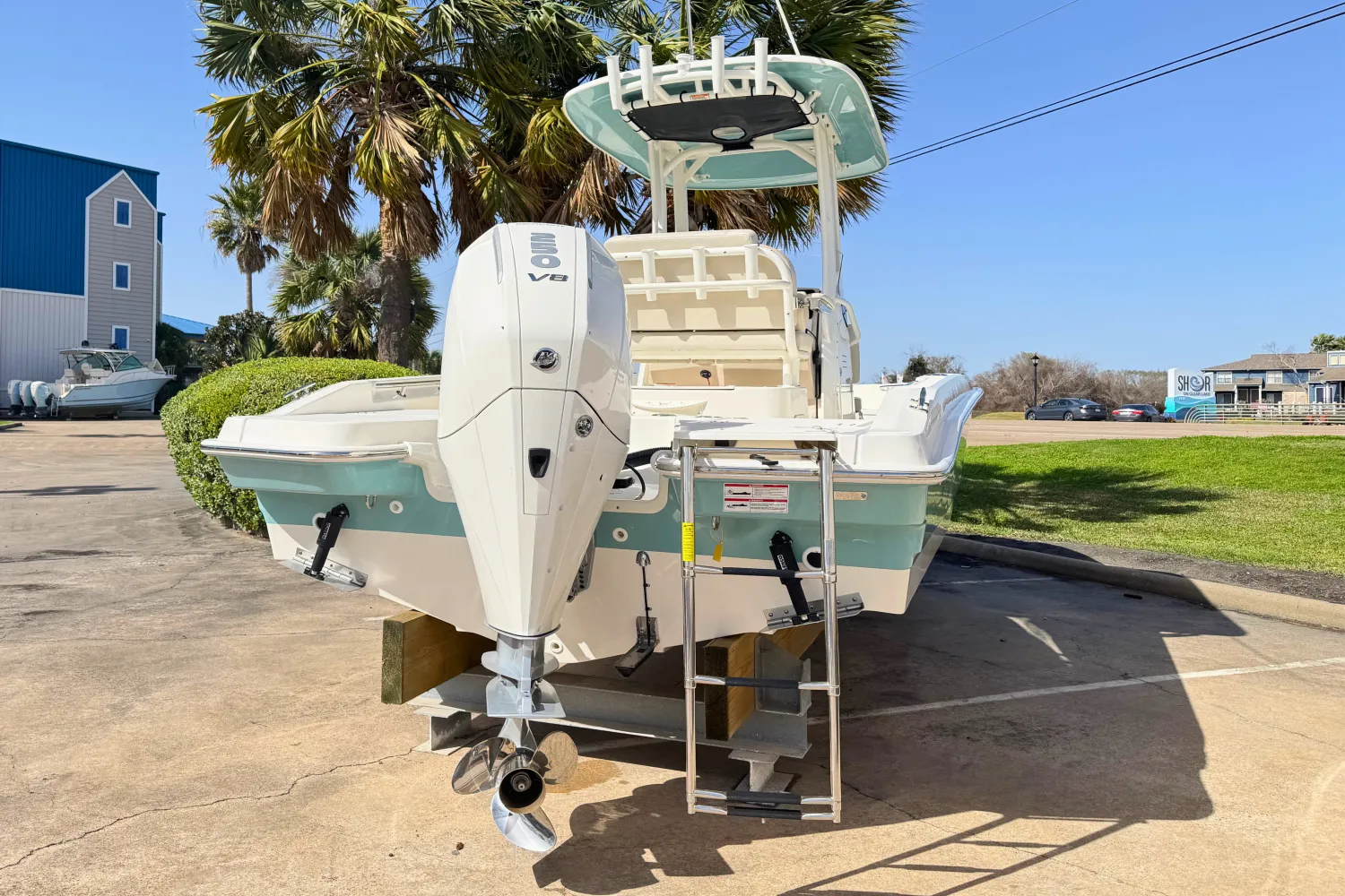 2025 Boston Whaler 220 Dauntless Image Thumbnail #19
