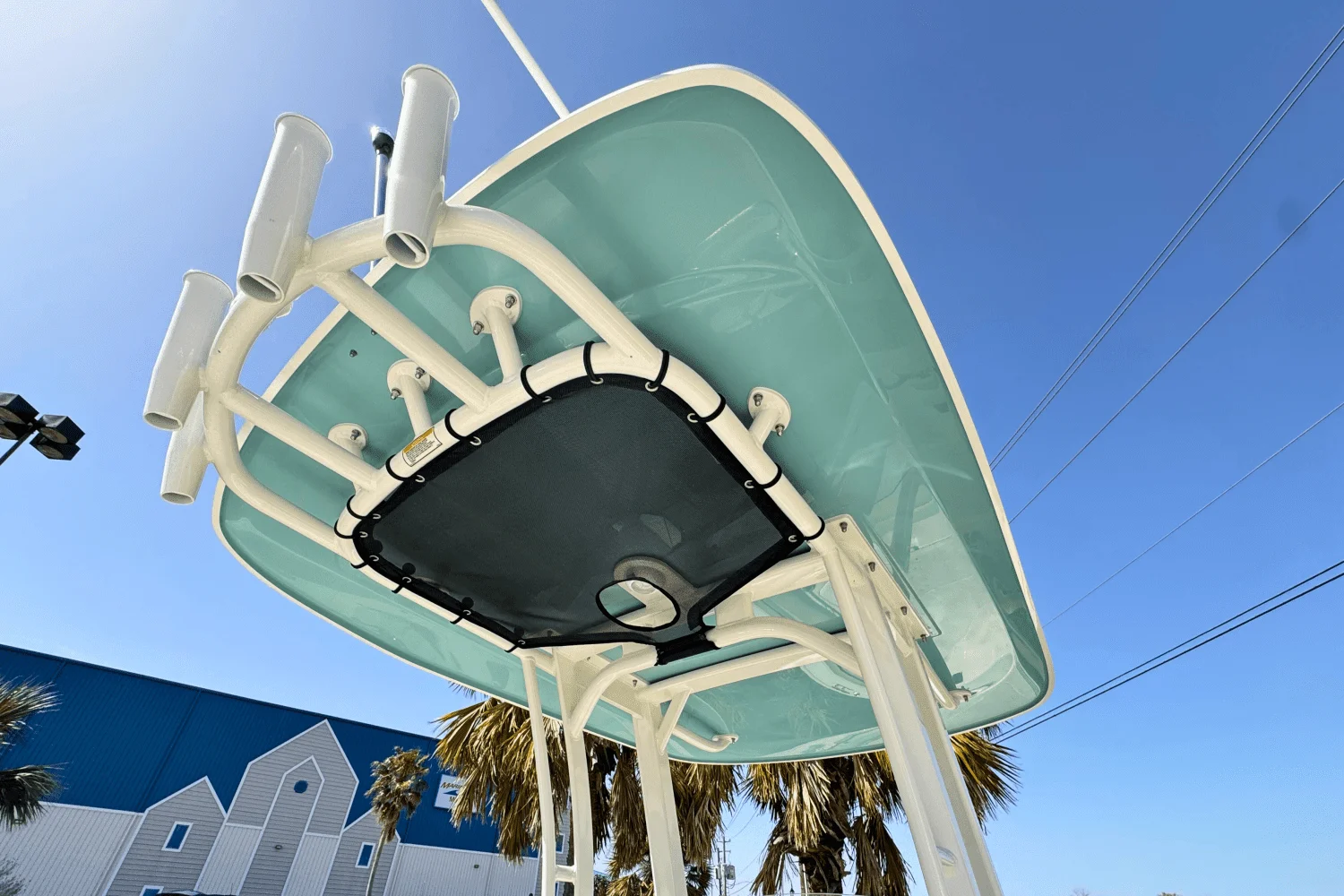 2025 Boston Whaler 220 Dauntless Image Thumbnail #9