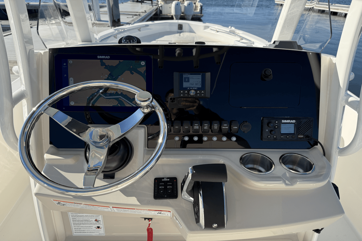 2025 Boston Whaler 250 Dauntless Image Thumbnail #21