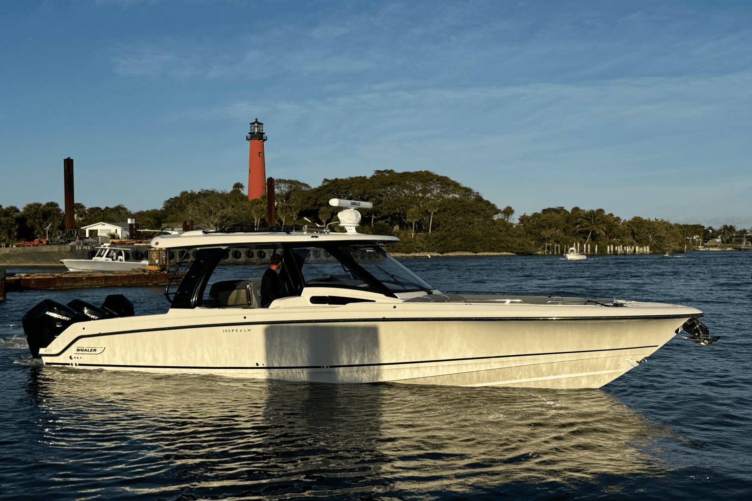 2025 Boston Whaler 350 Realm Image Thumbnail #1