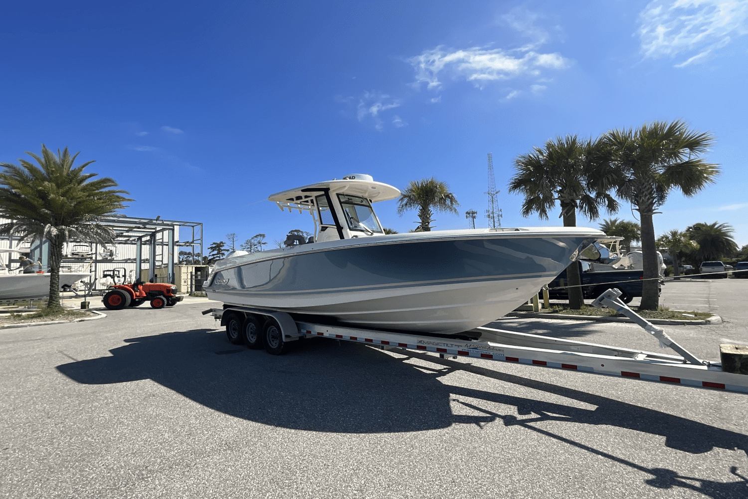 Thumbnail 3 for 2025 Boston Whaler 280 Outrage