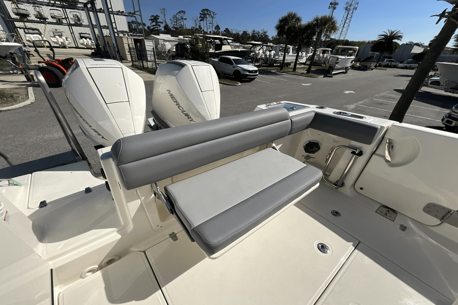 2025 Boston Whaler 280 Outrage Image Thumbnail #13