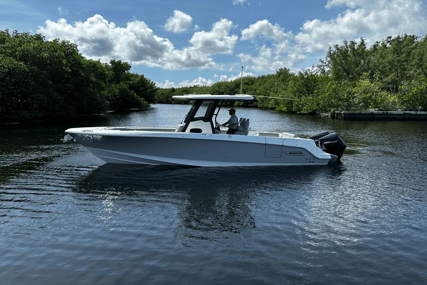 2025 Boston Whaler 280 Outrage Image Thumbnail #0