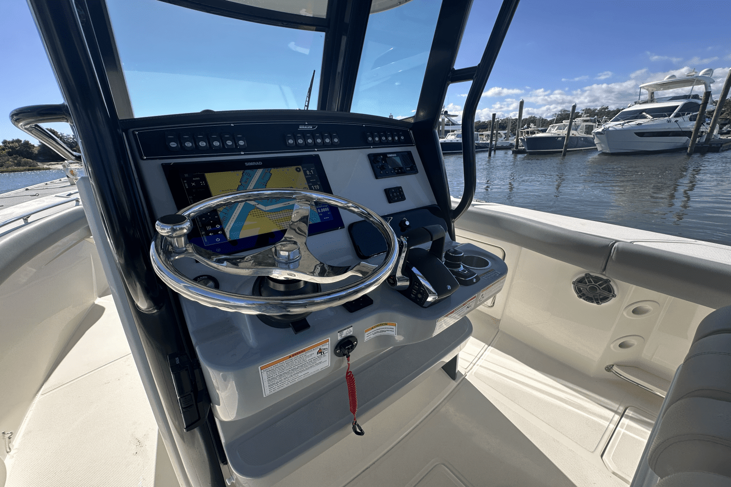 2025 Boston Whaler 280 Outrage Image Thumbnail #20