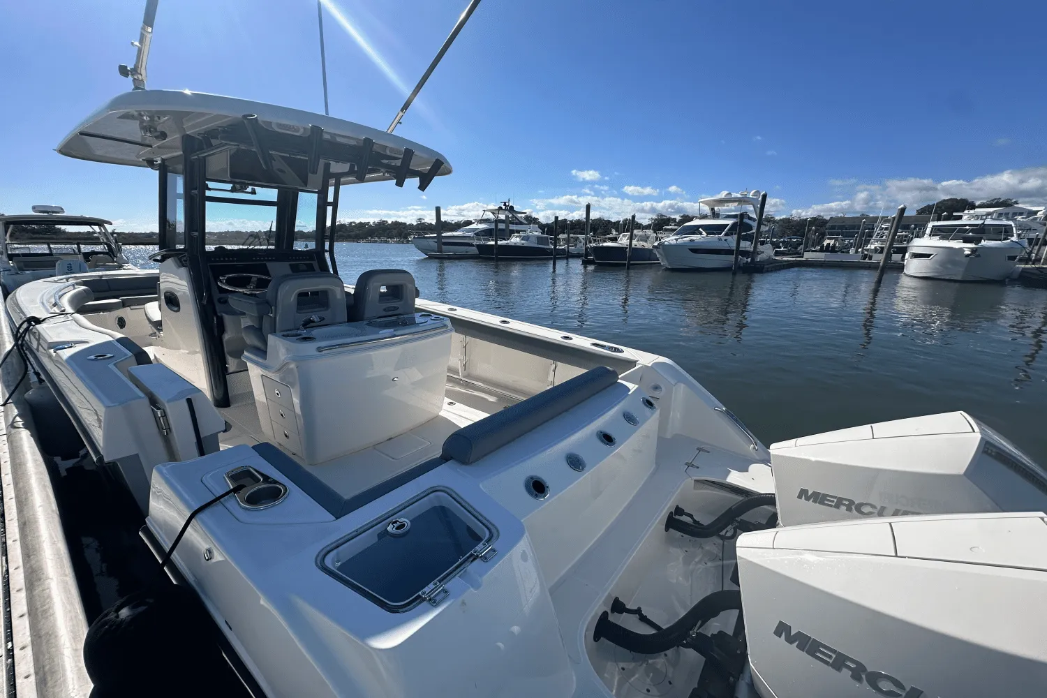 2025 Boston Whaler 280 Outrage Image Thumbnail #9