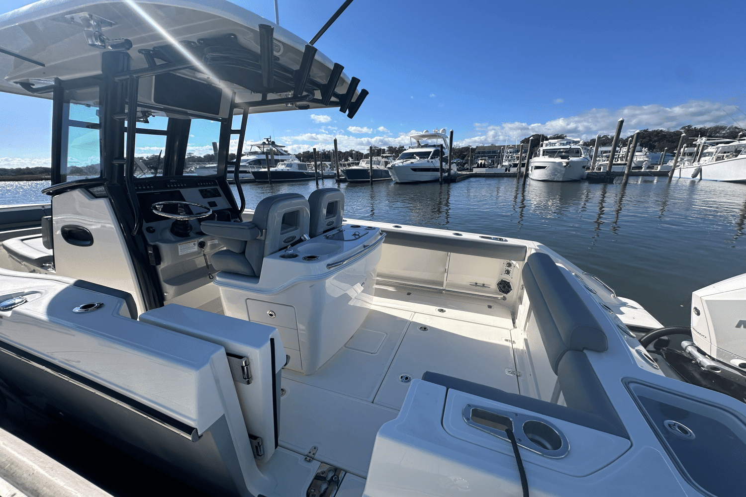 2025 Boston Whaler 280 Outrage Image Thumbnail #8