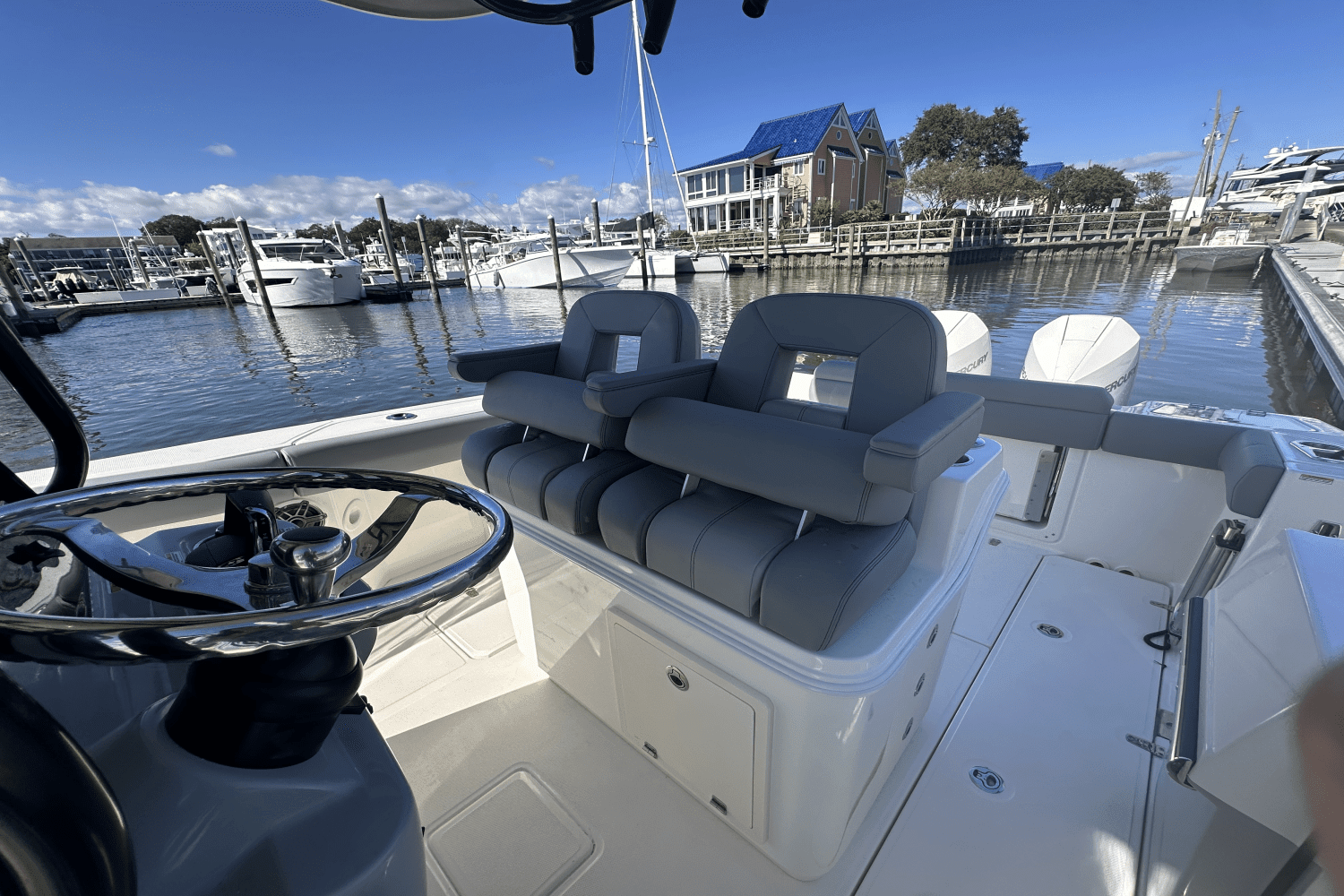 2025 Boston Whaler 280 Outrage Image Thumbnail #23