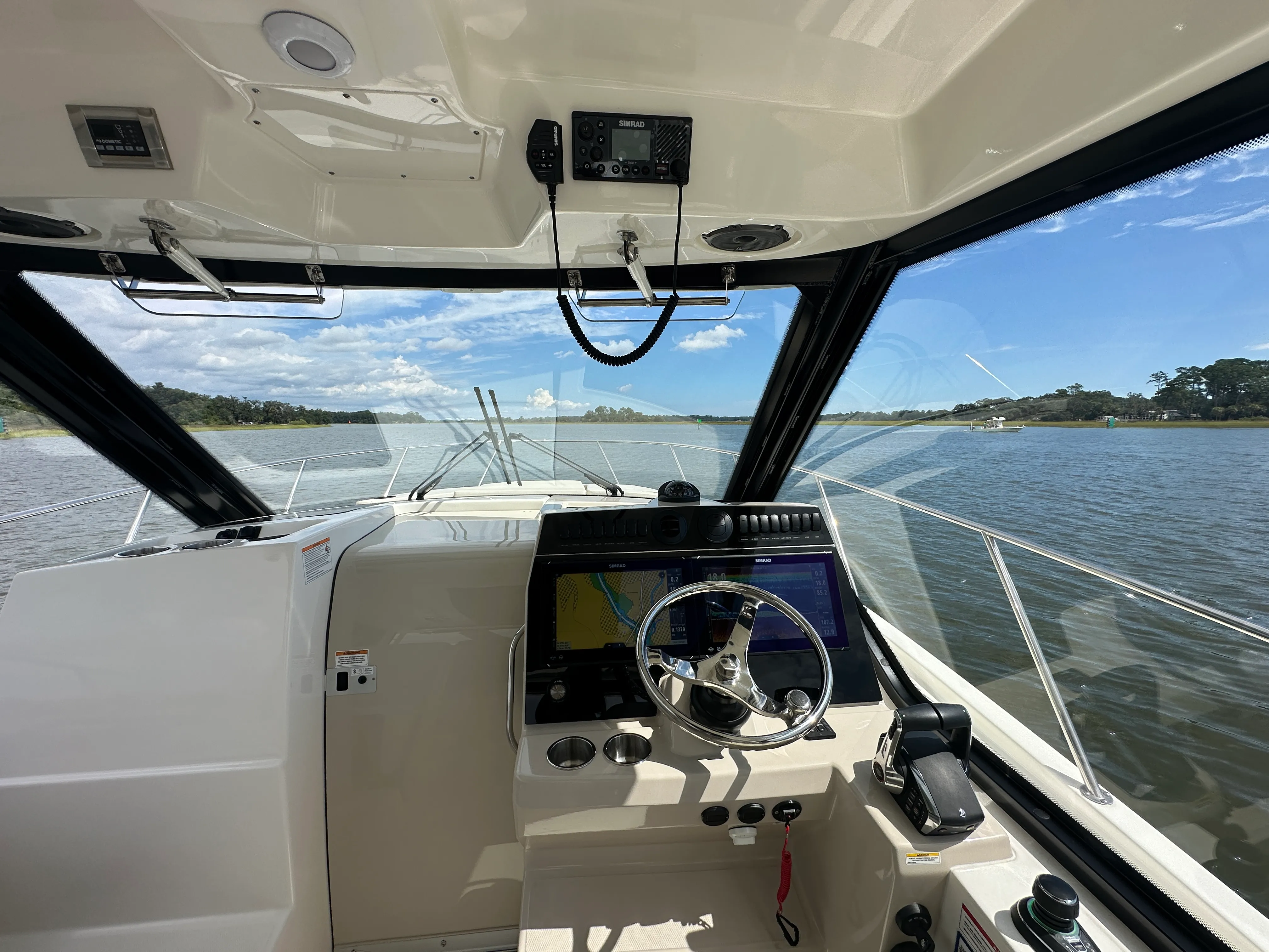 2025 Boston Whaler 325 Conquest Image Thumbnail #30