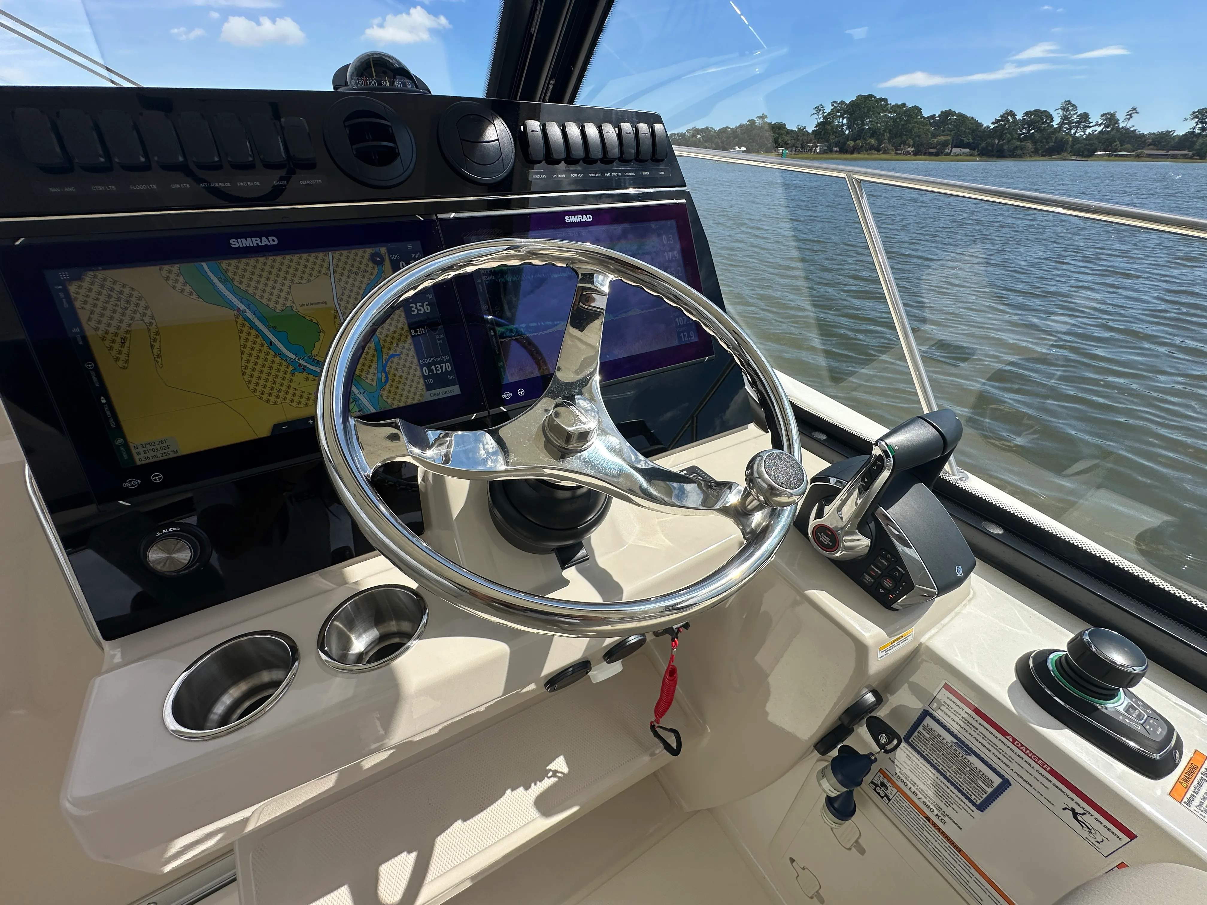 2025 Boston Whaler 325 Conquest Image Thumbnail #31