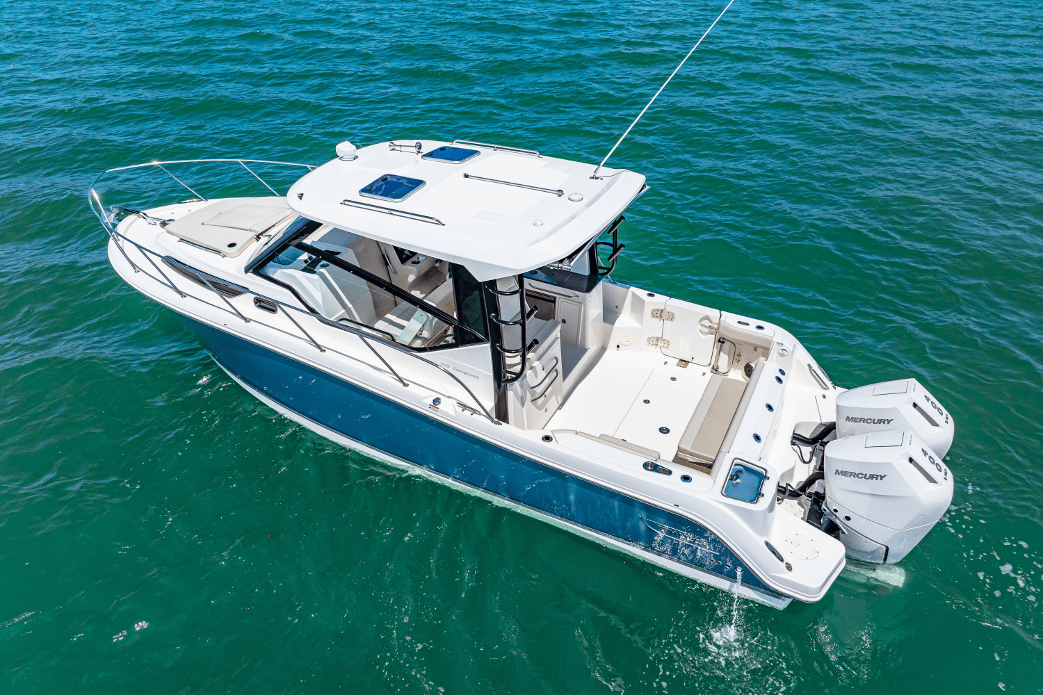 2025 Boston Whaler 325 Conquest Image Thumbnail #15