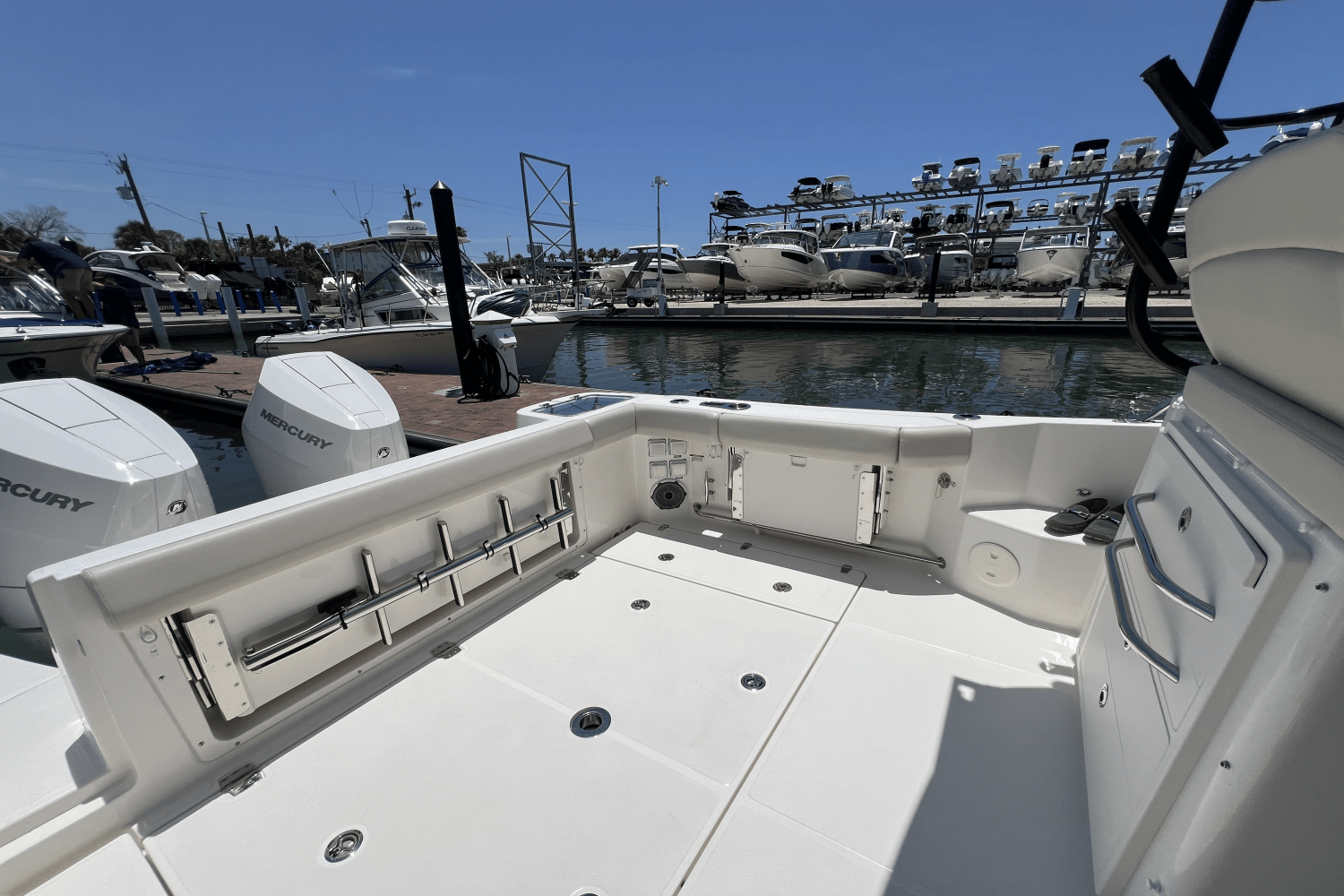 2025 Boston Whaler 325 Conquest Image Thumbnail #11