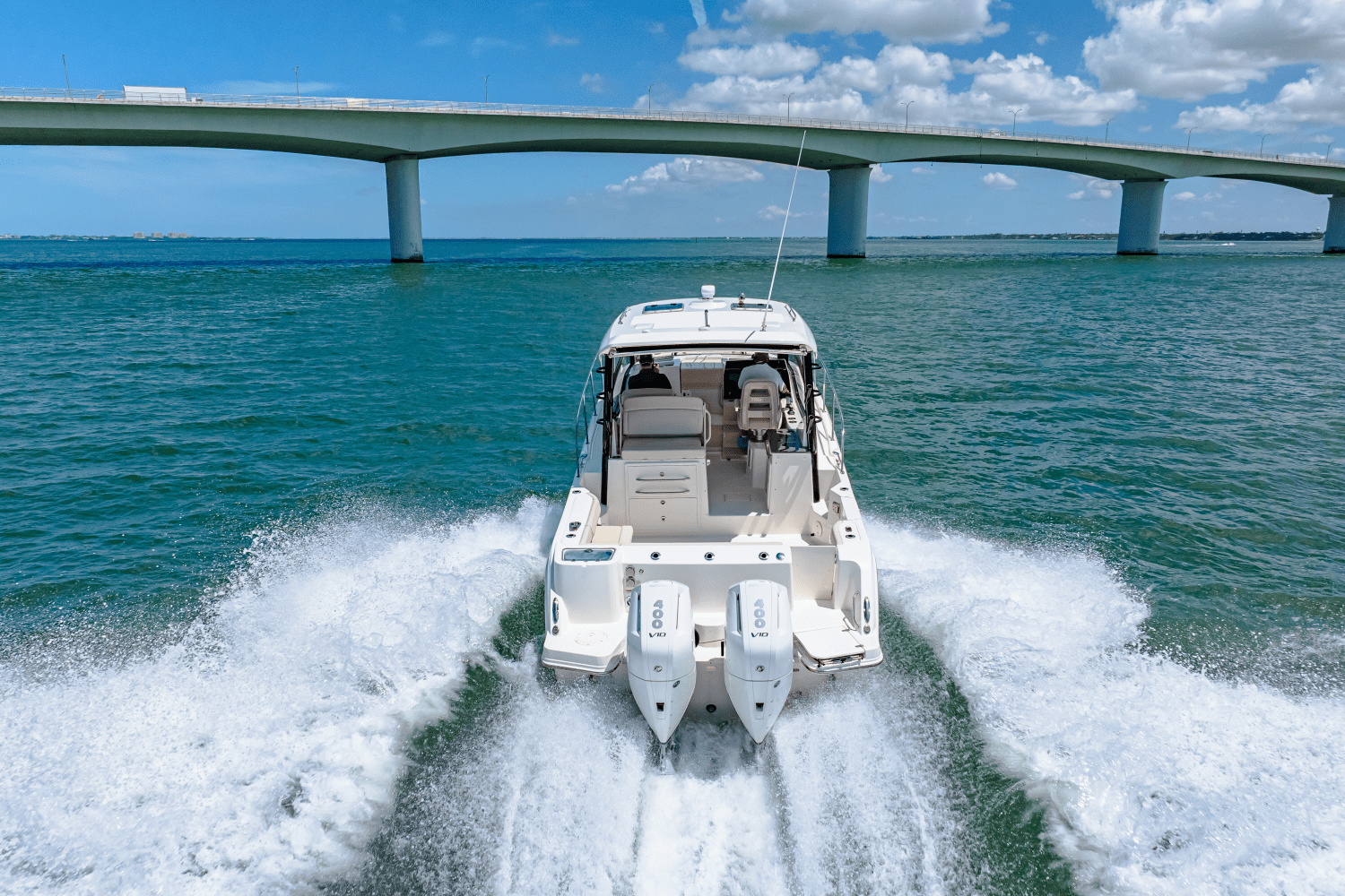 2025 Boston Whaler 325 Conquest Image Thumbnail #44